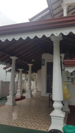 6 bed 6 bath Entire luxury house in Negombo